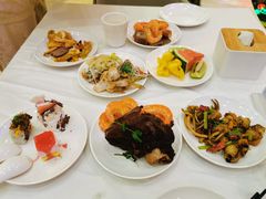 -碧中海汤泉汗蒸酒店