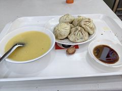 -陈寔包子王·卤煮小肠·京味小吃(龙潭店)