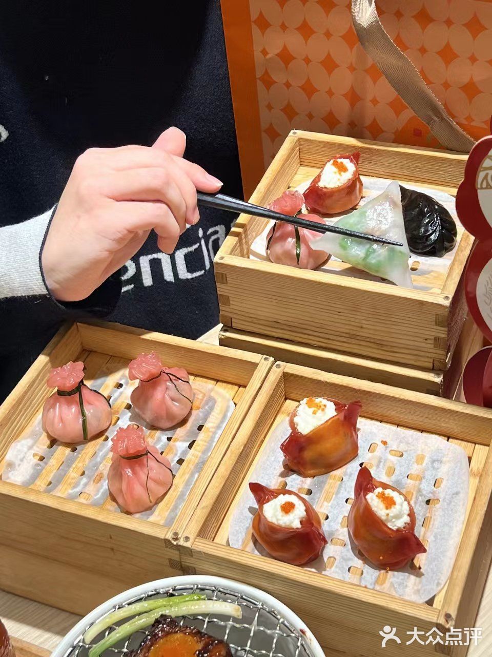 主打一个吃吃喝喝