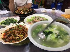 -洪霞餐馆