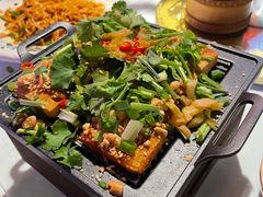 -今朝桃花醉川菜小酒馆(龙湖天街店)