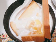 泡鲁达-云海肴·汽锅鸡·云南菜(天山百盛优客店)