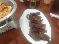 -湖南人家湘菜馆(镇江路店)