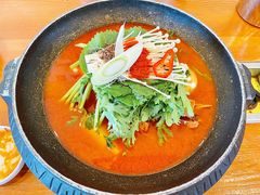-喇喇排骨火锅·传统韩式脊骨汤(望京西园总店)