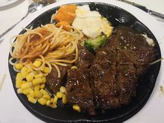 菲力牛排-汤姆家的牛排意面披萨(融创茂店)