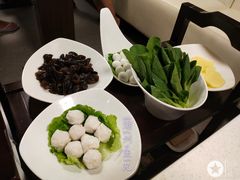 -煲王粤菜餐厅(中侨中心店)