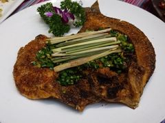 -香巴拉云南餐厅(华莱坞店)