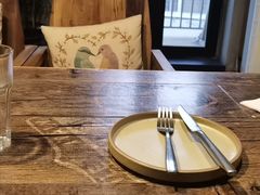 -HIGH FIVE哈福手工汉堡(桂林路店)