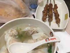 -南城香·饭香串香馄饨香(青年路店)