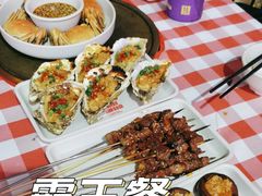 -龙巢盱眙龙虾·鸡煲·烧烤宵夜(坪洲店)