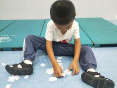 -龅牙兔儿童情商乐园(裕华旗舰店)