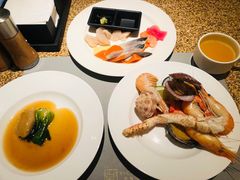 -怡咖啡海鲜自助餐厅(浦东香格里拉店)