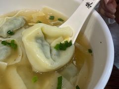 荠菜馄饨-朱新年·苏式汤团·面点(北寺塔店)