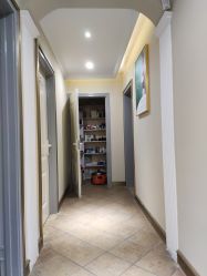 -罗亚帝·NASHOW纳秀形象设计