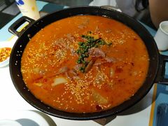 泡菜牛肉锅-付掌柜在成都·热炒砂锅集(金禾店)