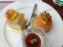 -东莞塘厦三正半山温泉酒店·沙利文西餐厅