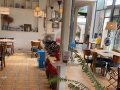 大堂-大理老字号·舟渔的鱼野生菌海景餐厅(双廊店)