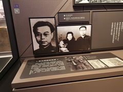 -龙华烈士纪念馆-停车场