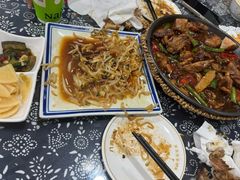 -八两八金·莱芜特色炒鸡(市南漳浦路店)