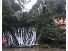 -峨眉山报国寺