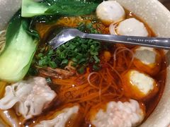 馄饨竹升面-全渔村小海鲜