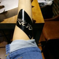 -鳌首刺青纹身 穿孔饰品店