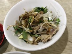 -老东门糁烫面角总店