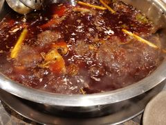 -肖肖酸萝卜鱼火锅(总店)