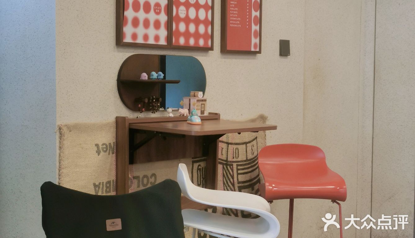 早起一杯咖啡续命☕️