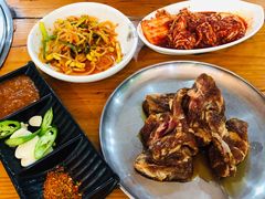 -牛信亭韩国料理·炭火烤肉(紫藤路店)