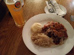 烤猪肘-宝莱纳啤酒花园餐厅PAULANER BRAUHAUS Nanjing(广州路店)