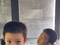 -知美术馆