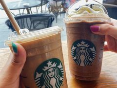 -星巴克(西安曲江银泰店)