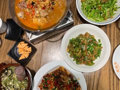 -爱碗亭·鲜炒湖南菜(壹城中心店)