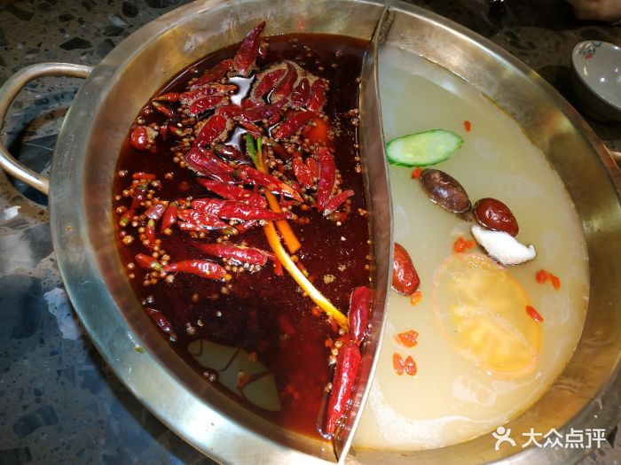 小龙坎老火锅(河西店)红白鸳鸯图片 - 第4张