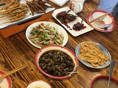 -冶建镜子·老南昌大排档·江西虾王(总店)