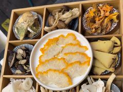-野菌皇海景野生菌火锅(滨海大道店)