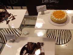 -君来湖滨饭店·玫瑰园