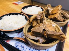 -万和春排骨砂锅米饭(新业广场店)