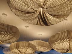 -涨巢·潮玩水疗局