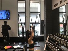 -汗水空间私教健身连锁(SM广场店)