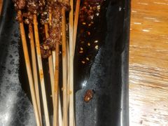 小味一把牛-喝丢一只鞋海鲜烧烤·海肠捞饭(东关街店)