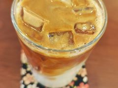 -Café Monson