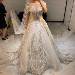 点击看大图 -GRACE KELLY婚纱与礼服(北京店)