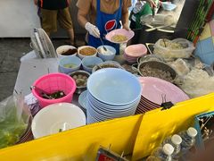 -榮泰米粉湯(Left Shop)