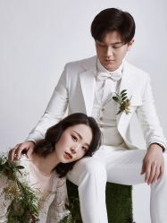-易摄影婚纱摄影工作室