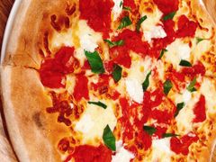 传统玛格丽特披萨-城市大道红炉披萨烘焙坊