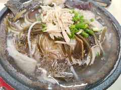 -刚砂锅鸡丝米线