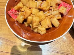 -泉畔人家·老济南经典鲁菜(大明湖店)