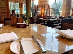 -松山湖凯悦酒店·Café自助餐厅·周末火舞秀表演